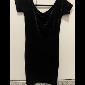 Aqua Black Velvet Off the Shoulder Dress